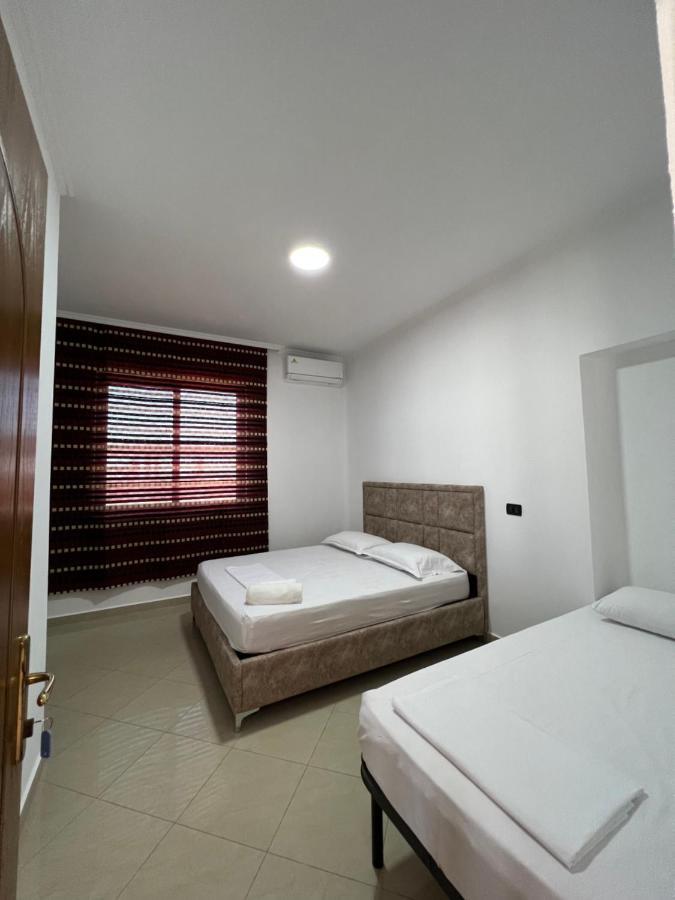 דורס Guest House Il Palazzo מראה חיצוני תמונה