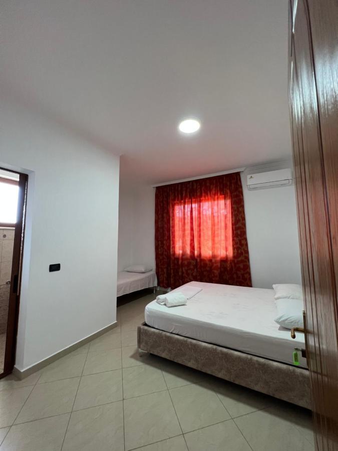 דורס Guest House Il Palazzo מראה חיצוני תמונה