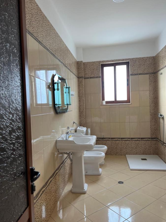 דורס Guest House Il Palazzo מראה חיצוני תמונה